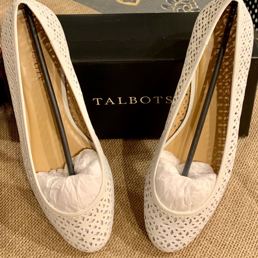 Talbots, 10.5 Flats Collection- new or like new! - Picture 11 of 16